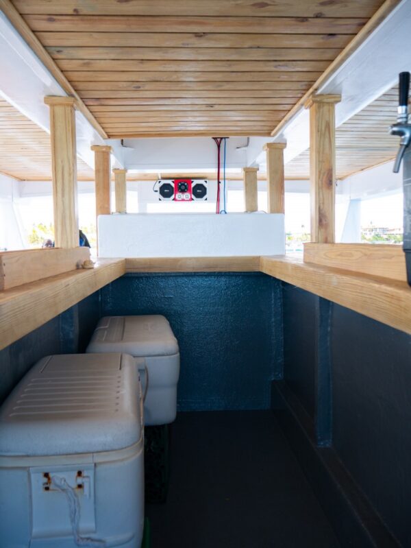 Malibu party boat tour - Image 4